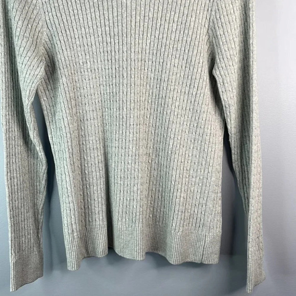 JEANNE PIERRE Cable Knit Turtleneck Sweater Grey Long Sl Lightweight Preppy M - Picture 4 of 10